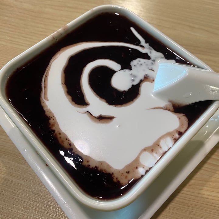 review photo of Cookhouse by Koufu Pulut Hitam (Black Glutinous Rice Dessert) shared by @minimalisthero on 04 Apr 2021 - review
