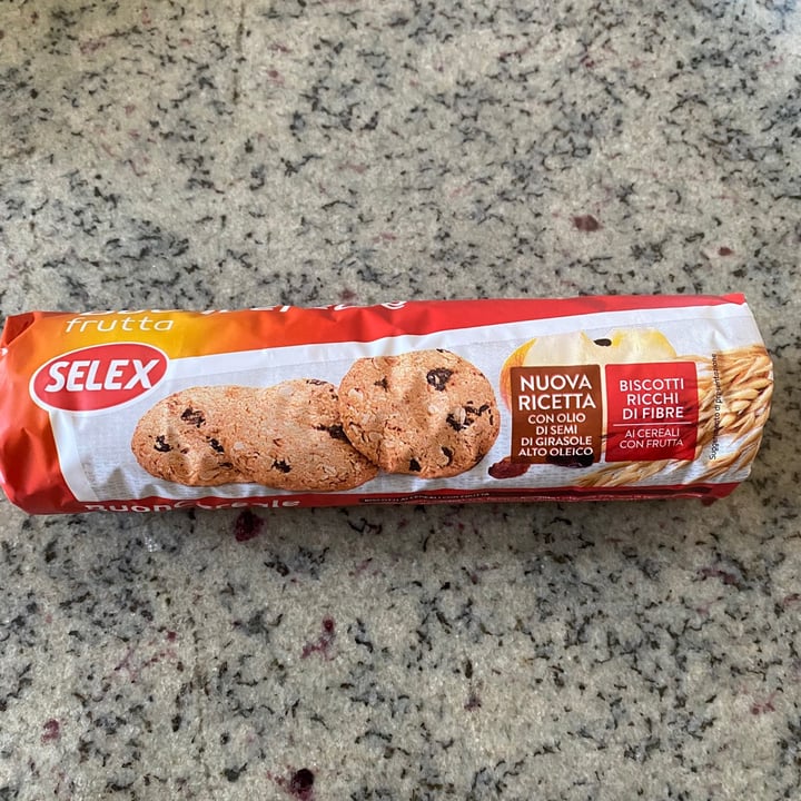 photo of Selex Petit Biscotti Secchi shared by @annadimeo on  21 Apr 2021 - review