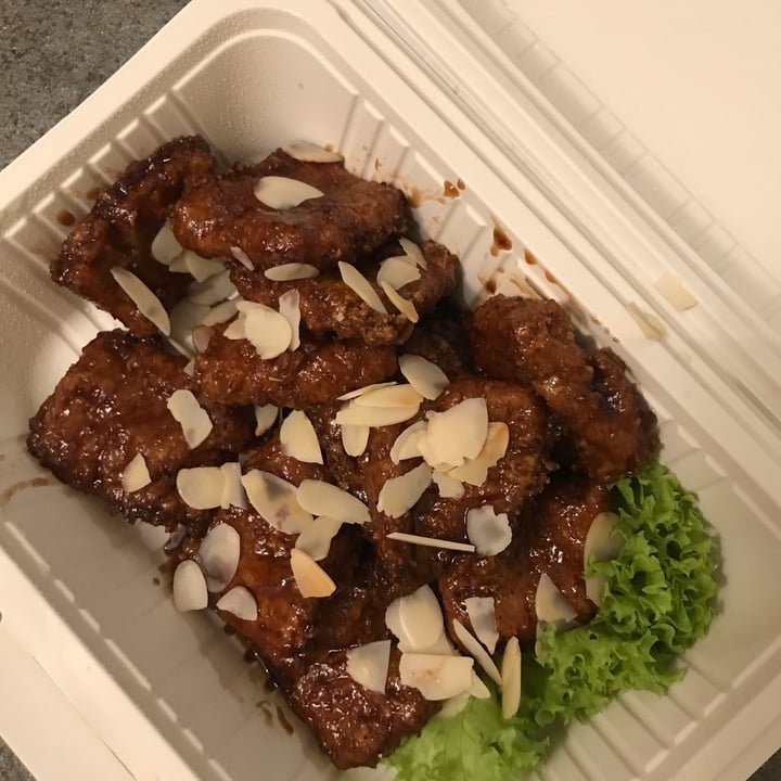 photo of Loving Hut Coffee Nugget shared by @mariaubergine on  12 Oct 2021 - review