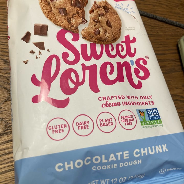 review photo of Sweet Loren's Chocolate Chunk shared by @keslovescows on 12 Dec 2022 - review