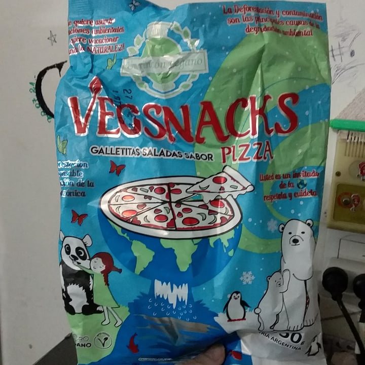 photo of Un Rincón Vegano Vegsnacks Galletas Saladas sabor Pizza shared by @mosalasmanaraminaret on  28 Sep 2021 - review