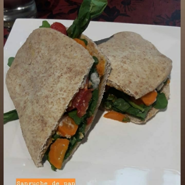 photo of Ida Tea Wine Deli Sanguche con Verduras shared by @paula1734 on  10 Jun 2020 - review