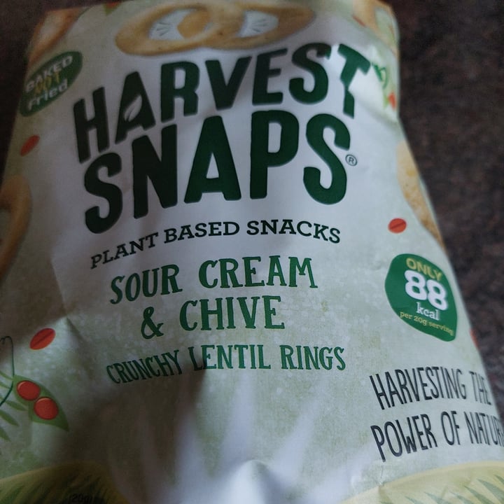 photo of Calbee Harvest snaps sour cream and chive crunchy lentil rings shared by @sayareaper on  19 Jan 2022 - review