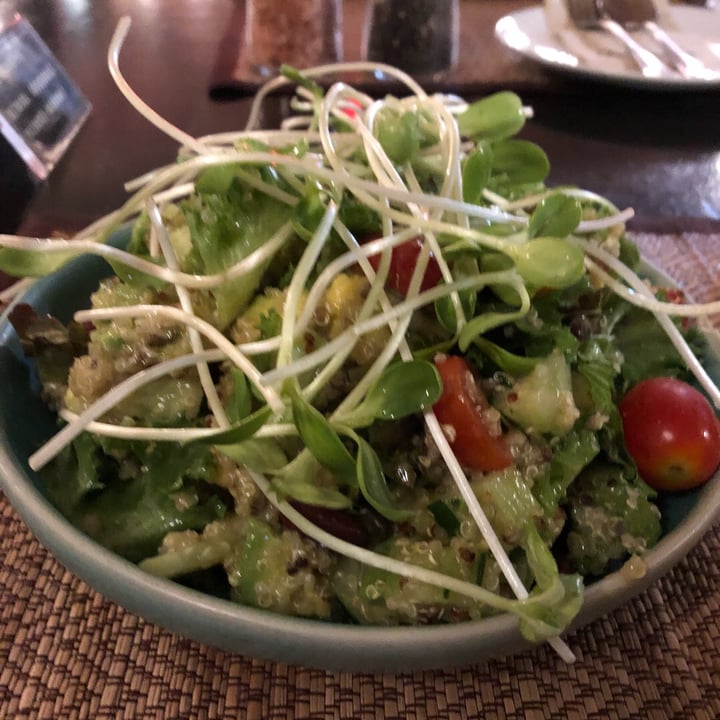 review photo of Goodsouls Kitchen Quinoa salad shared by @linneaeatgreens on 26 Oct 2019 - review