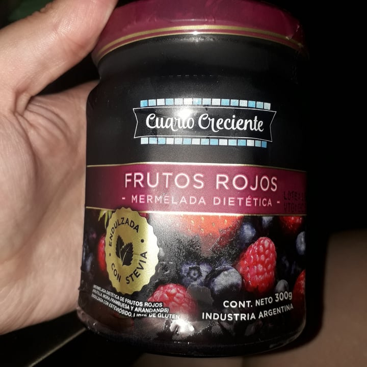 photo of Cuarto Creciente Mermelada de frutos rojos shared by @rochyalmendra on  19 Dec 2020 - review