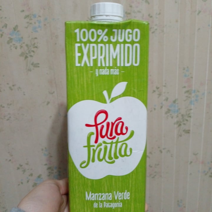photo of pura frutta jugo jugo 100% exprimido pura frutta shared by @anacalio on  01 Aug 2022 - review