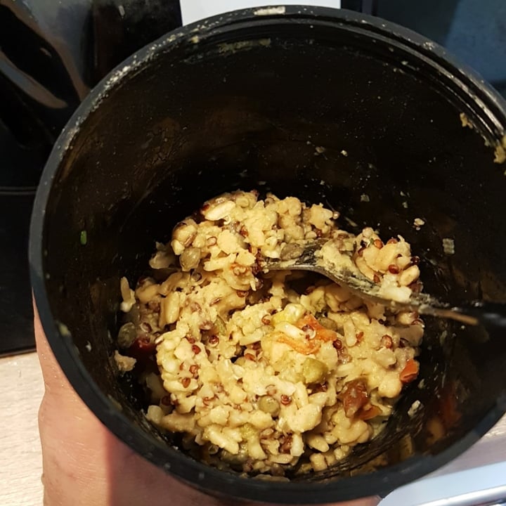 photo of Huel Thai Green Curry shared by @purplelilpixie on  11 Sep 2020 - review