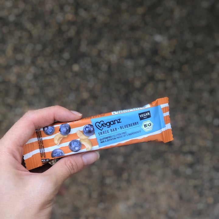 photo of Veganz Blueberry Snack Bar shared by @belleeats on  07 Dec 2020 - review