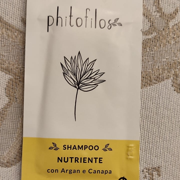 review photo of Phitofilos Shampoo Nutriente shared by @valeeeee on 01 Nov 2022 - review