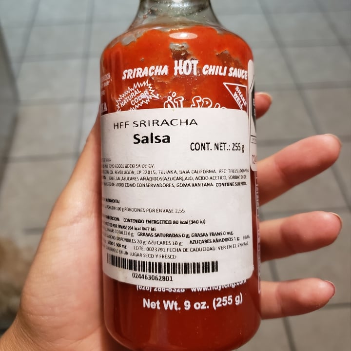 photo of Sriracha Sriracha Hot Chili Sauce shared by @chepsita on  23 May 2022 - review