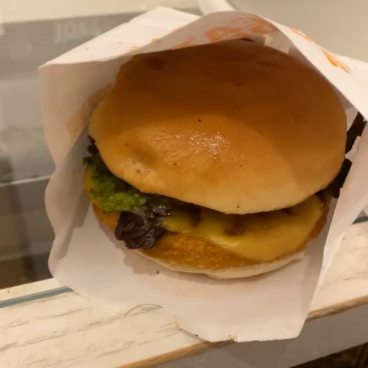 review photo of Next Level Burger Lake Oswego Bacon Ranch CluckWich shared by @akuaswift on 10 Dec 2021 - review