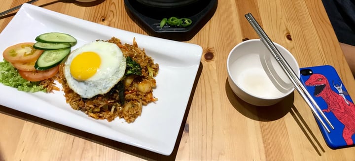 photo of The Boneless Kitchen Kimchi Bokkeumbap (Kimchi Fried Rice) shared by @stevodedevo on  25 Nov 2018 - review