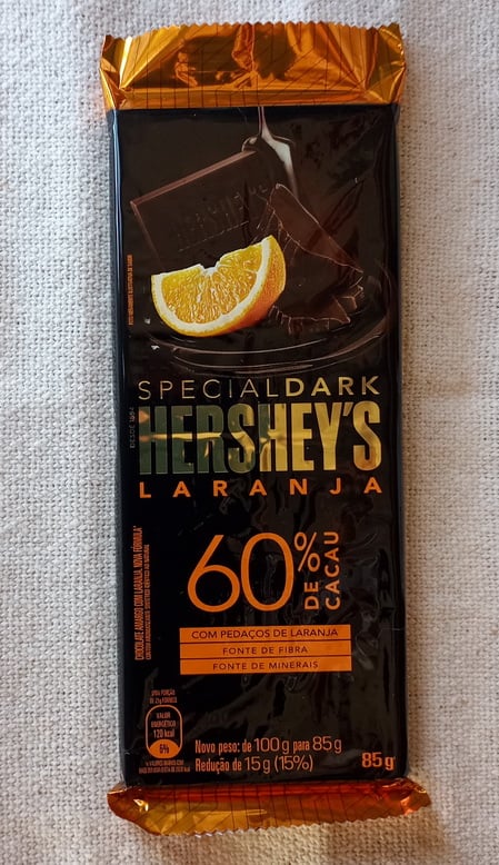 review photo of Hershey's Special Dark Chocolate Laranja 60% de Cacau shared by @pattypop on 29 Apr 2022 - review