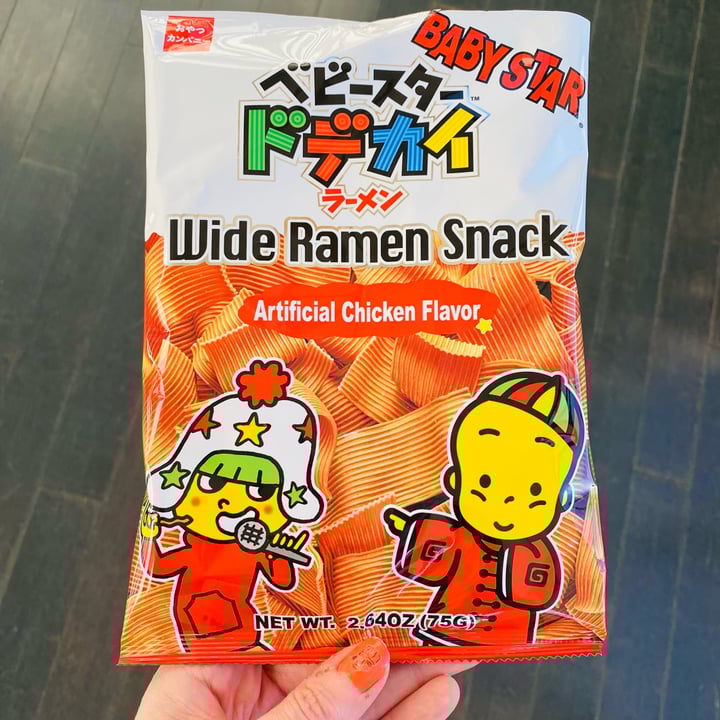 Baby star Wide Ramen Snack Artificial Chicken Flavor Review abillion