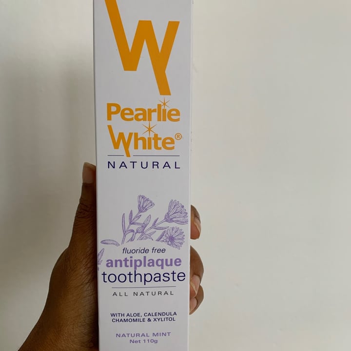 photo of Pearlie White Flouride Free Antiplaque Toothpaste Natural Mint shared by @babli on  16 Dec 2020 - review
