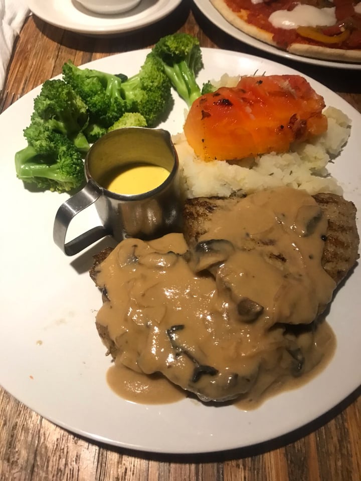 photo of Earth Cafe & Market Ubud Seitan Steak shared by @plantmylksucker on  25 Nov 2019 - review