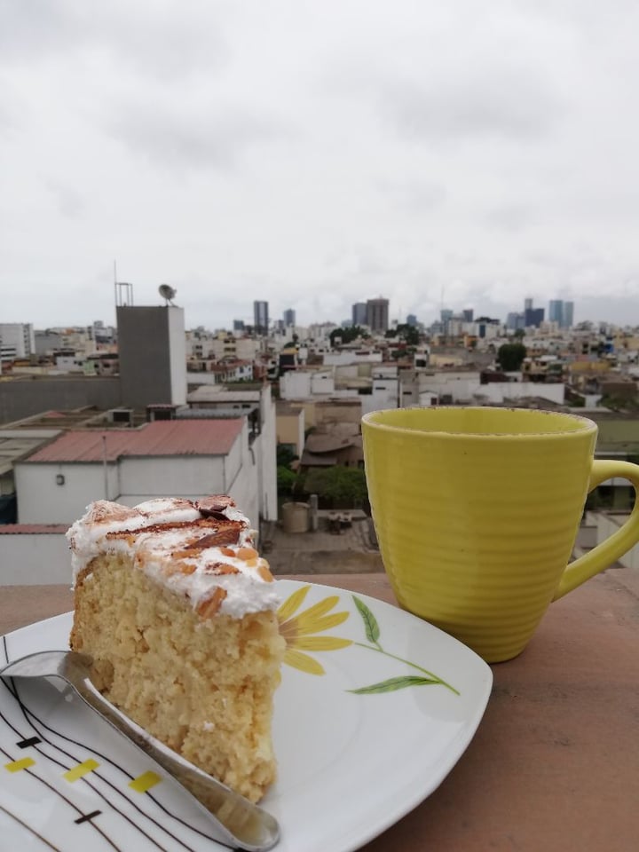 photo of Mr. Food - Breña Tres Leches shared by @marciagovinda on  14 Apr 2020 - review