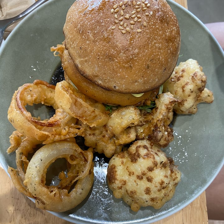 photo of Real Food Portobello Burger shared by @piggy-egg on  25 Nov 2021 - review