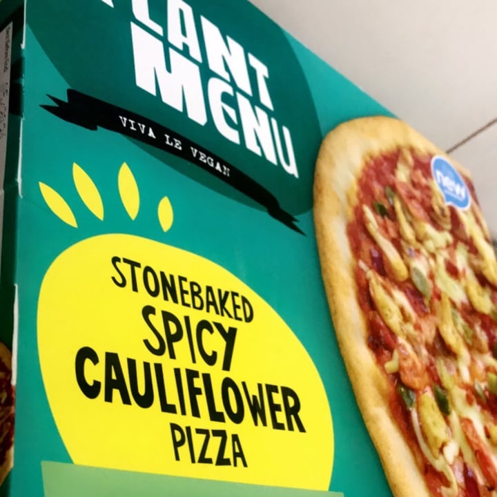 review photo of ALDI Plant Kitchen Stonebaked Spicy Cauliflower Pizza shared by @ahs on 21 May 2020 - review
