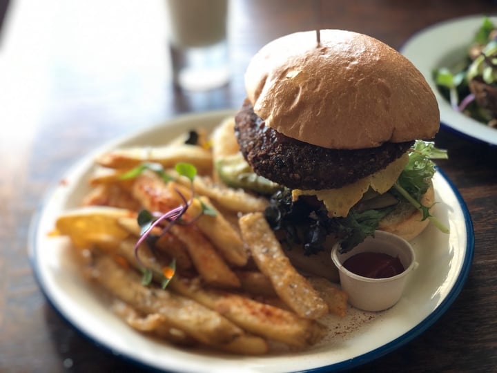 review photo of Portershed Specialty Café 1/4 Pounder shared by @madmike on 19 Mar 2020 - review