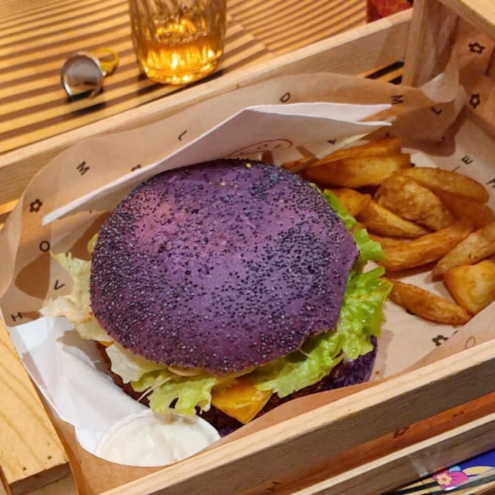 photo of Flower Burger Flower Burger shared by @nasmix on  06 Dec 2021 - review