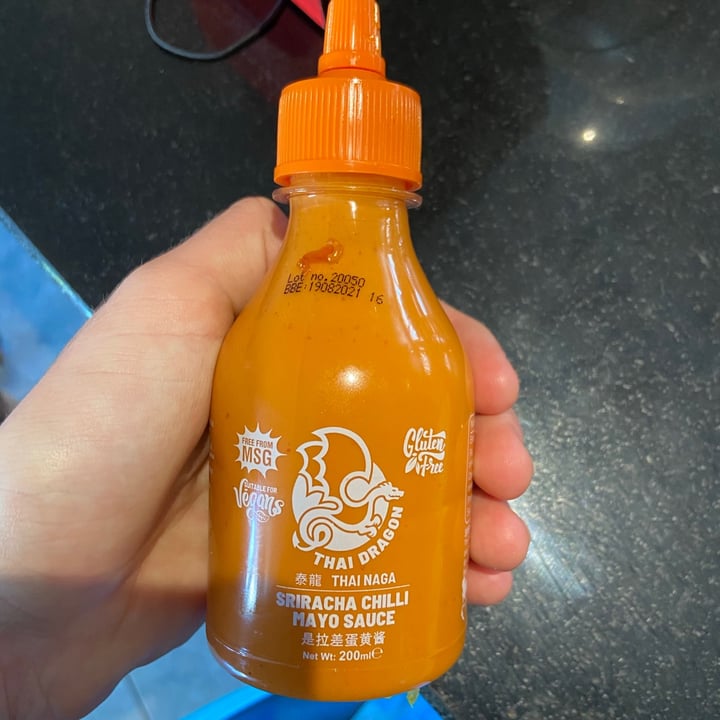 review photo of Thai Dragon Sriracha Chilli Mayo Sauce shared by @lewthevegan on 14 May 2020 - review