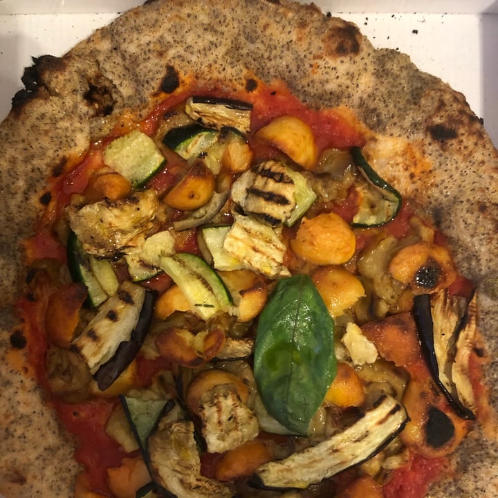 review photo of IGPizza - Italian Gourmet Pizza Pizza con patate al forno e verdure grigliate shared by @emanilardi on 08 May 2022 - review