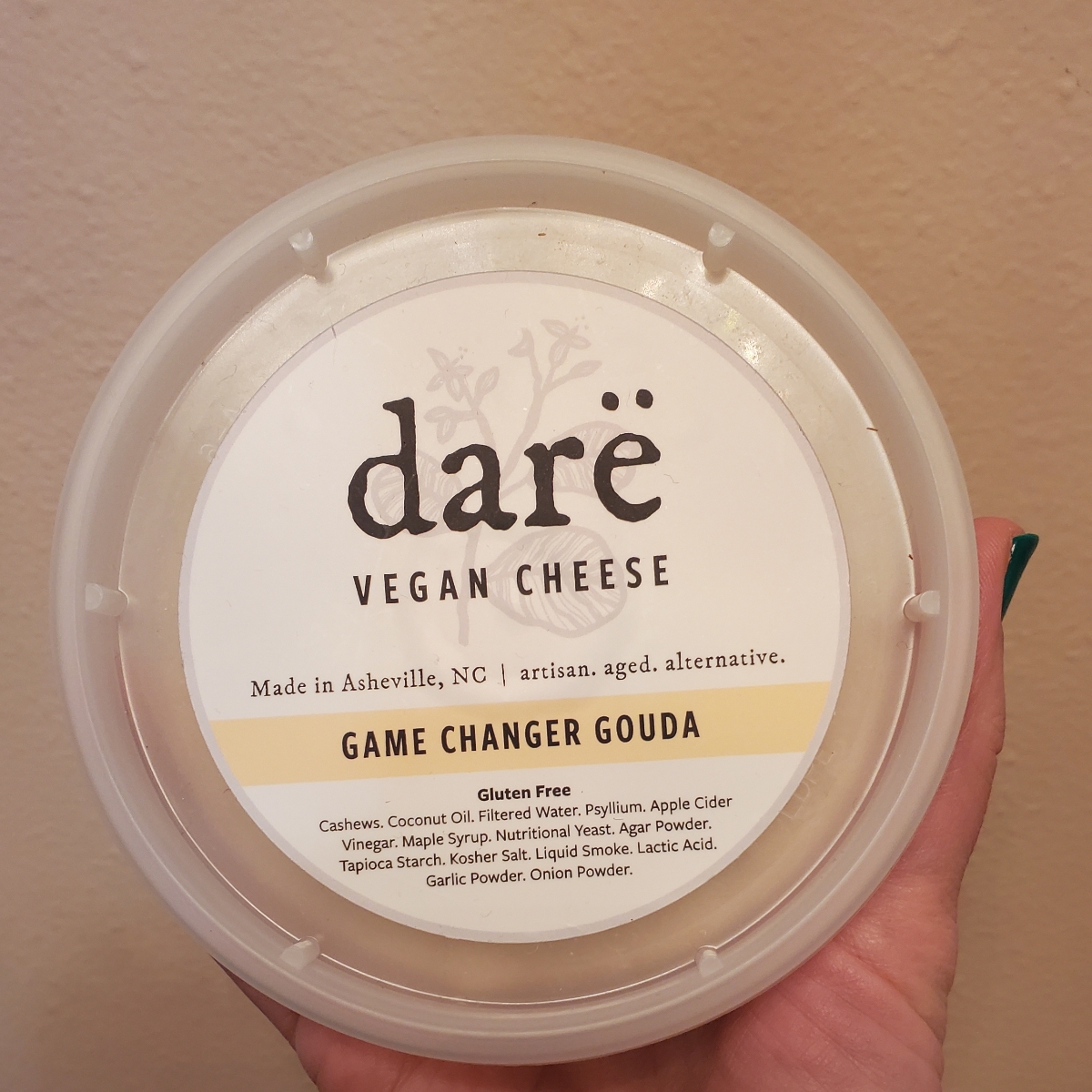 Vegan gouda cheese