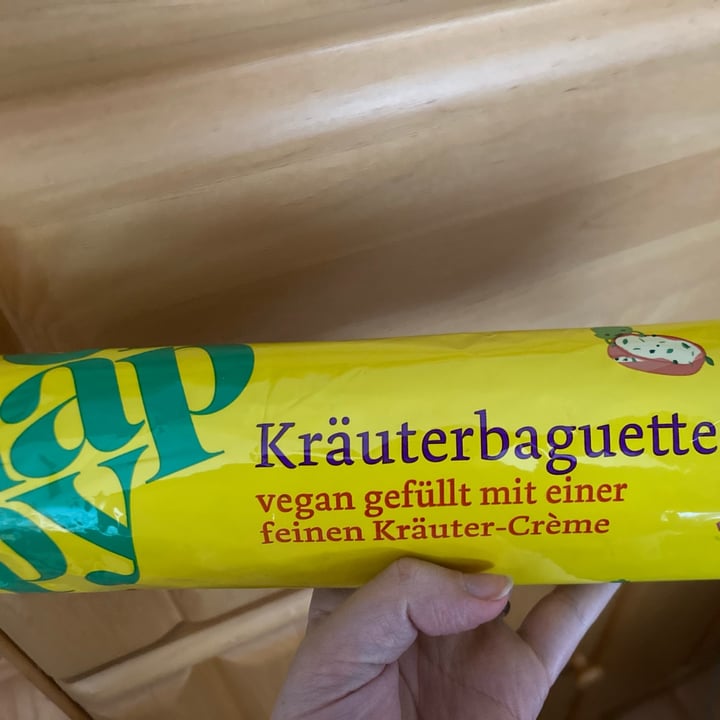 photo of Ve Happy Kräuterbaguette shared by @chiaracrs on  08 Apr 2022 - review
