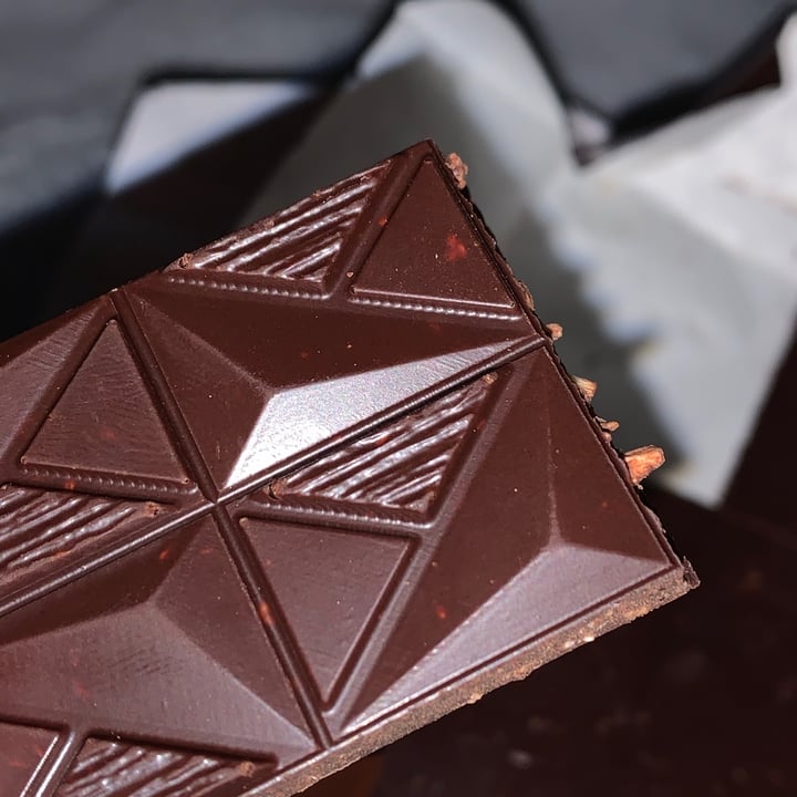 review photo of Doisy & Dam Single-origin 70% Dark Chocolate Coconut And Lucuma shared by @livgnorth on 21 Feb 2021 - review