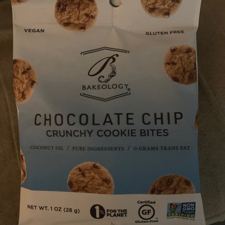 photo of Bakeology Chocolate Chip Crunchy Cookie Bites shared by @onehungryvegan on  10 Jan 2021 - review