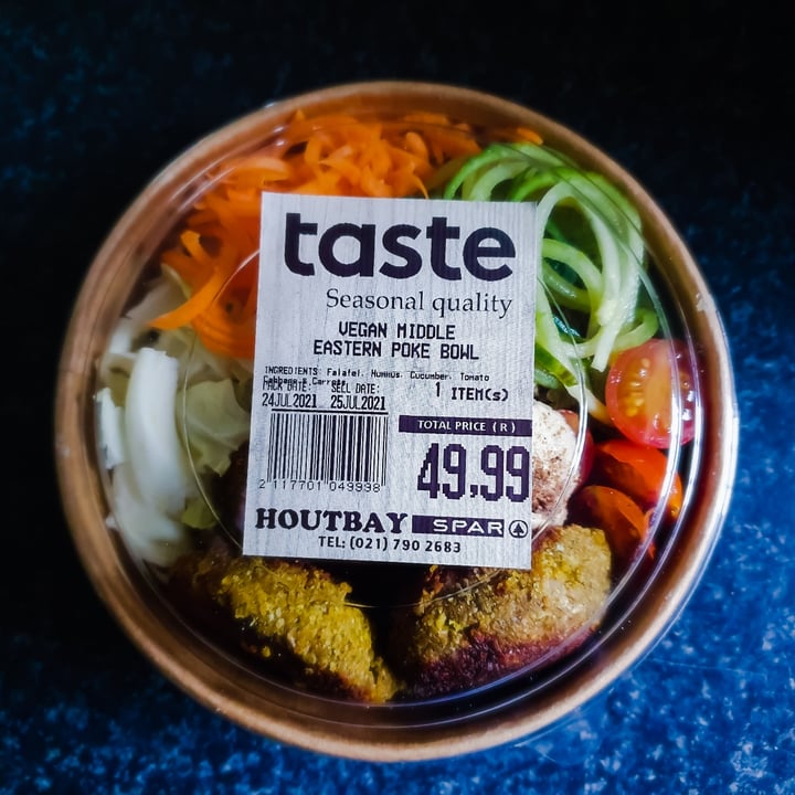 photo of Spar Vegan Middle Eastern Poke Bowl shared by @lizette on  25 Jul 2021 - review