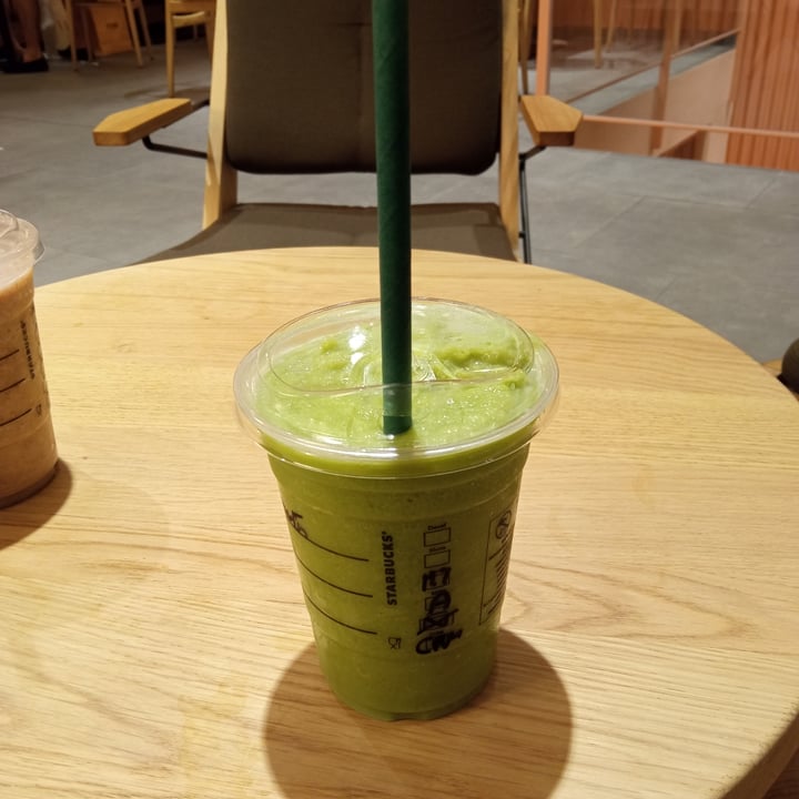 photo of Starbucks Matcha Frapuccino shared by @joacomo on  15 Aug 2022 - review