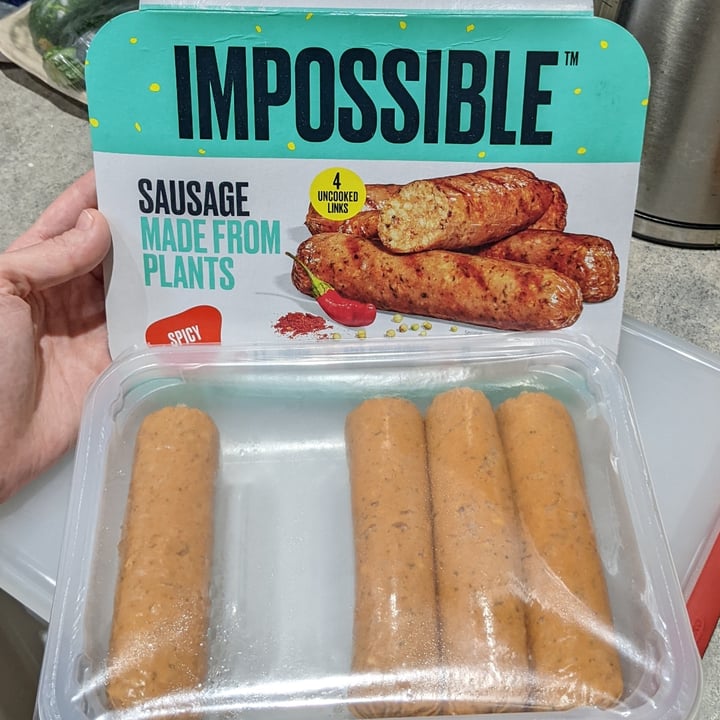 photo of Impossible Foods Spicy Sausage Links shared by @prismaticpattern on  30 May 2022 - review