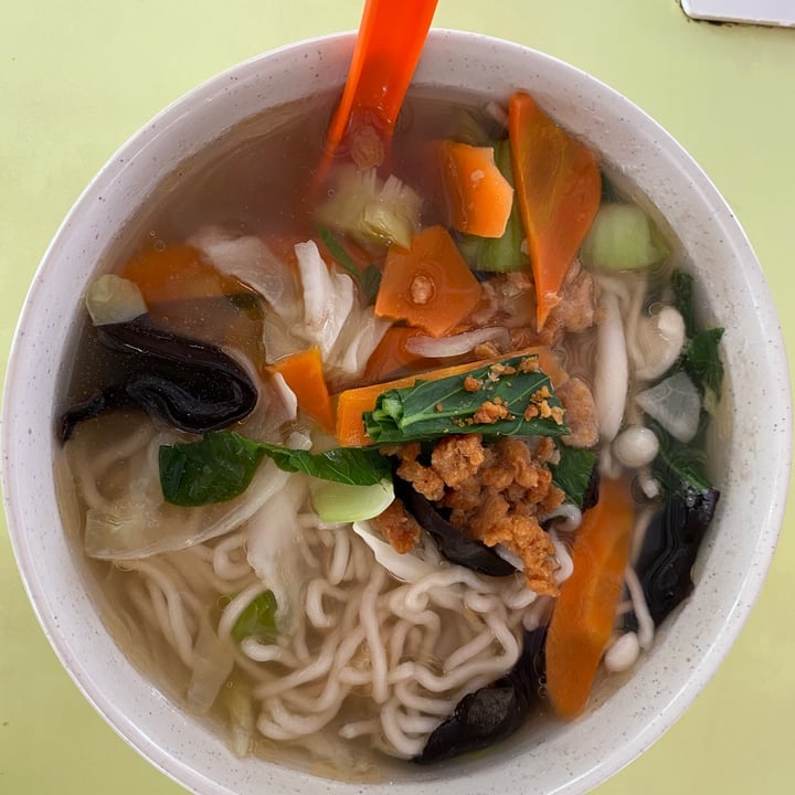 photo of Yu Long Vegetarian Food 玉龙素食 Vegetable Ramen shared by @piggy-egg on  14 Dec 2020 - review