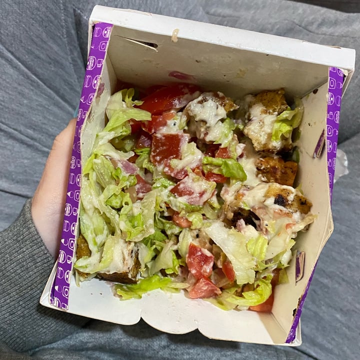 review photo of Novos Veganos - Unidade Zona Norte Salada de frango veggie shared by @cavallxro on 07 Aug 2022 - review
