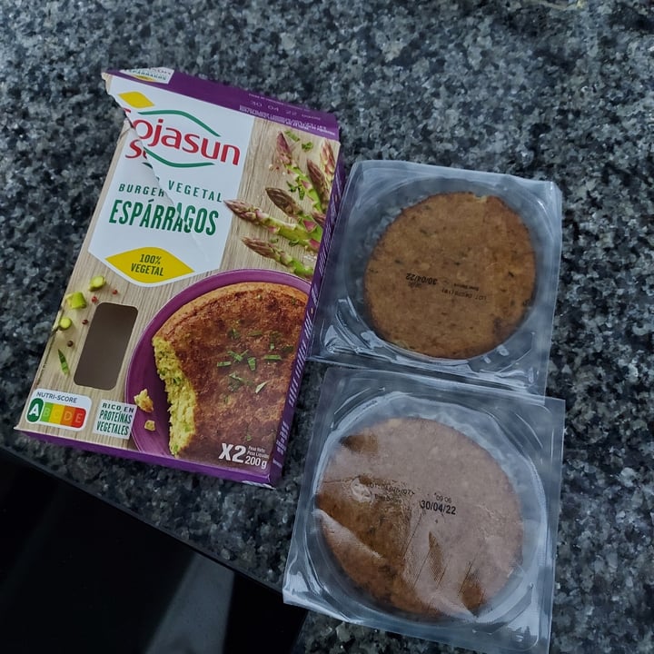 photo of Sojasun Burger vegetal de espárragos shared by @sabrinamurua on  13 Apr 2022 - review