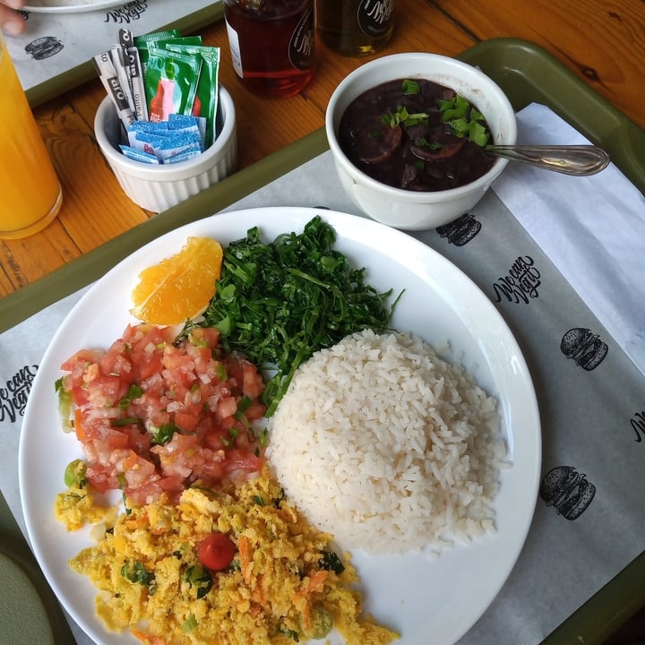 photo of We Can Veg It feijoada shared by @juliasilva on  01 Nov 2022 - review