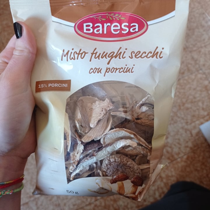 photo of Baresa Misto funghi secchi con porcini shared by @chiarament3 on  13 Mar 2022 - review