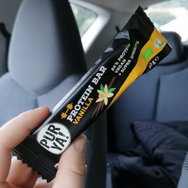 review photo of Pur Ya! Protein Bar Vanilla shared by @charlieoderso on 29 Sep 2020 - review