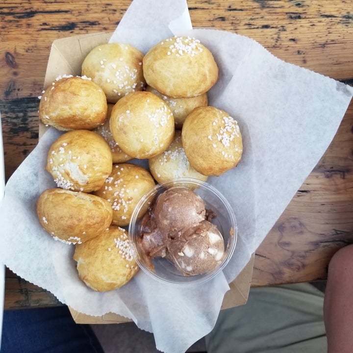 photo of Woodhouse Bakery + Coffee Shop Pretzel bites shared by @lizmaselli on  05 Sep 2018 - review