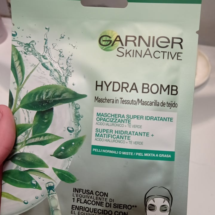 review photo of Garnier Hydra Bomb shared by @vegangiorgy on 13 May 2022 - review
