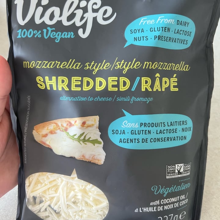 review photo of Violife Cheddar Style shared by @tamirescanadabrazil on 15 May 2022 - review