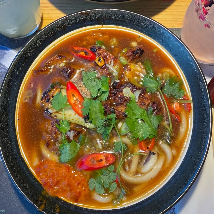 photo of Wagamama Teriyaki Vegan ‘Chicken’ Ramen shared by @davidgarciag on  27 Nov 2022 - review