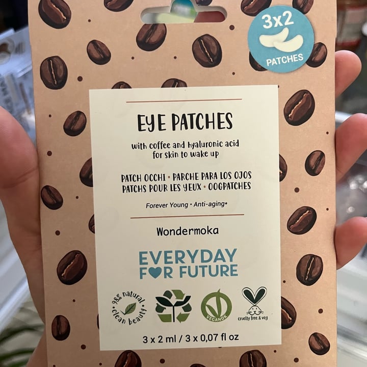 photo of Everyday for future Patches Occhi Caffè E Acido Ialuronico shared by @cogallo on  21 Sep 2022 - review