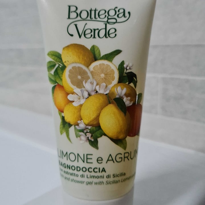 photo of Bottega Verde Bagno limone e agrumi shared by @brunopoli on  31 Aug 2021 - review