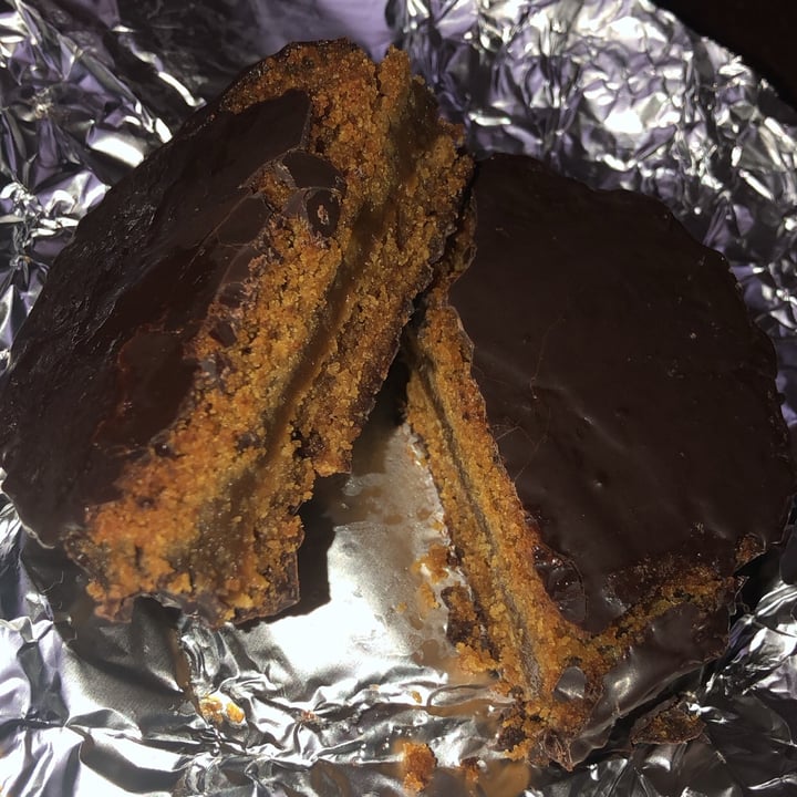 photo of kataplum Alfajor Dulce shared by @camitaaboada on  23 Aug 2021 - review