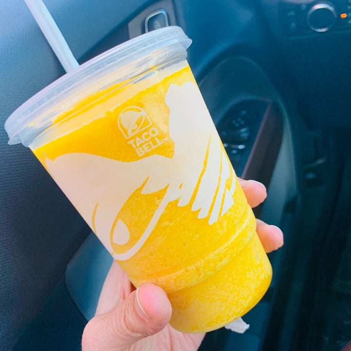 photo of Taco Bell Mango Freeze shared by @allhess on  29 Jun 2022 - review