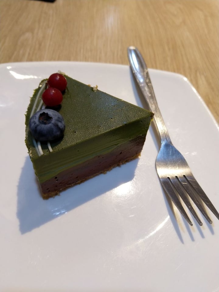 photo of Cedele Bakery Cafe - Tanjong Pagar Centre Vegan matcha chocolate cheesecake shared by @nadoose on  09 Apr 2019 - review