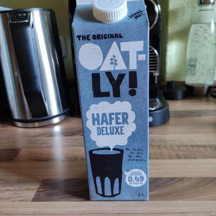 review photo of Oatly Bebida de avena monodosis shared by @veganzelle on 18 Feb 2022 - review